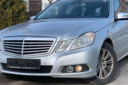 Mercedes-Benz E 220 410.281 km 3.300 &euro; Gelsenkirchen 45884