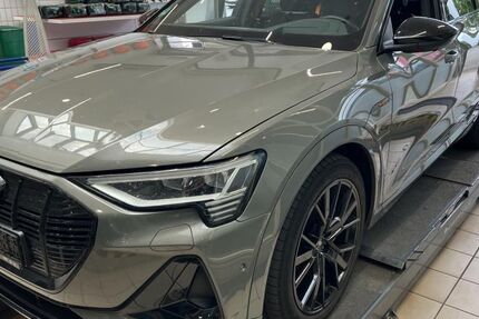 Audi e-tron 89.987 km 37.850 € Hagen 58091