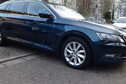 Skoda Superb 283.000 km 10.900 &euro; Essen 45276