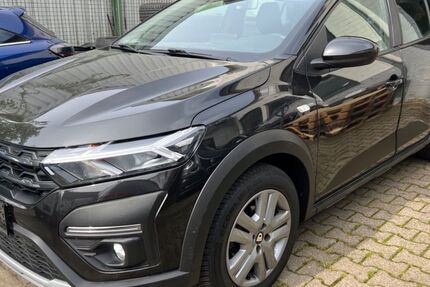 Dacia Sandero 123.000 km 8.150 &euro; Bochum 44793