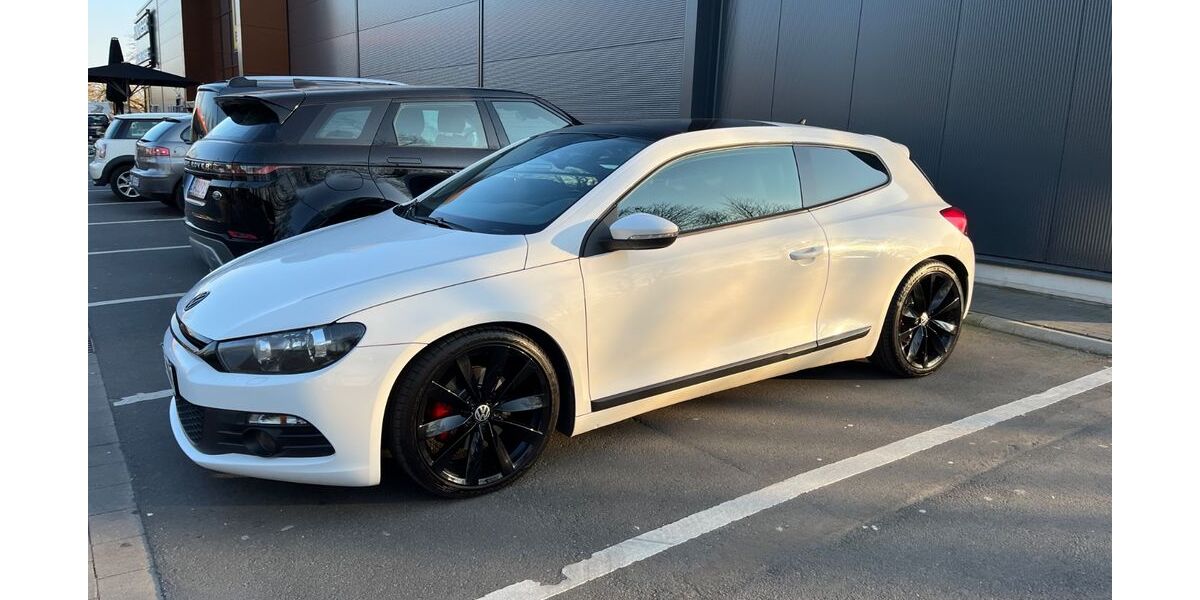VW Scirocco 153.500 km 6.100 &euro; Essen 45359