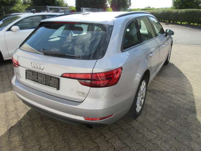 Audi A4 Avant 2.0 TFSI NAVI LED ACC ASSIST KEYLESS 95.000 km 17.988 € Bergkamen 59192