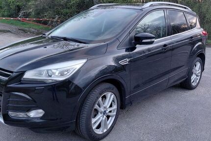 Ford Kuga 170.000 km 9.200 &euro; Marl 45772