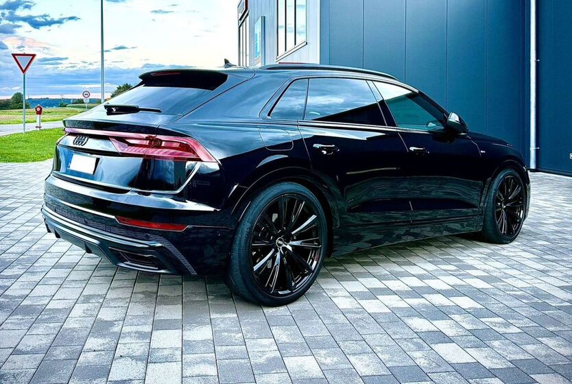 Audi Q8 52.560 km 61.490 € Dortmund 44269