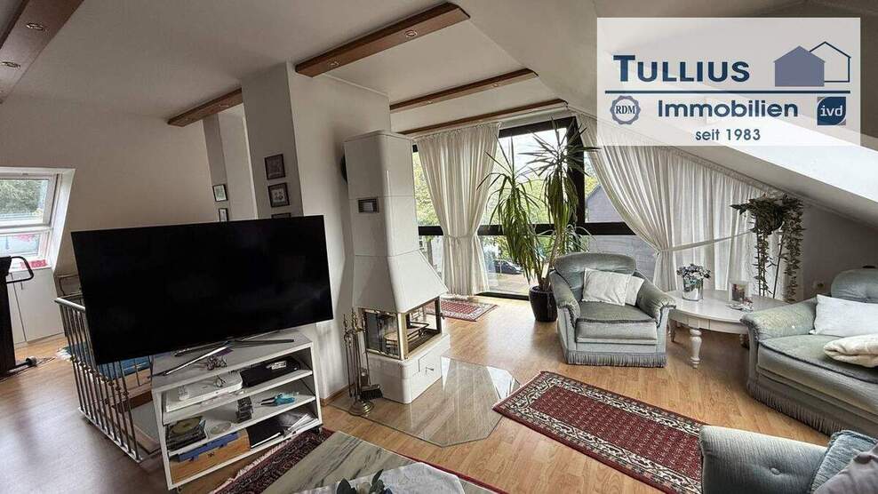 großes Reiheneckhaus mit Terrasse, kleinem Garten und Garage in Essen-Schönebeck 5 zimmer