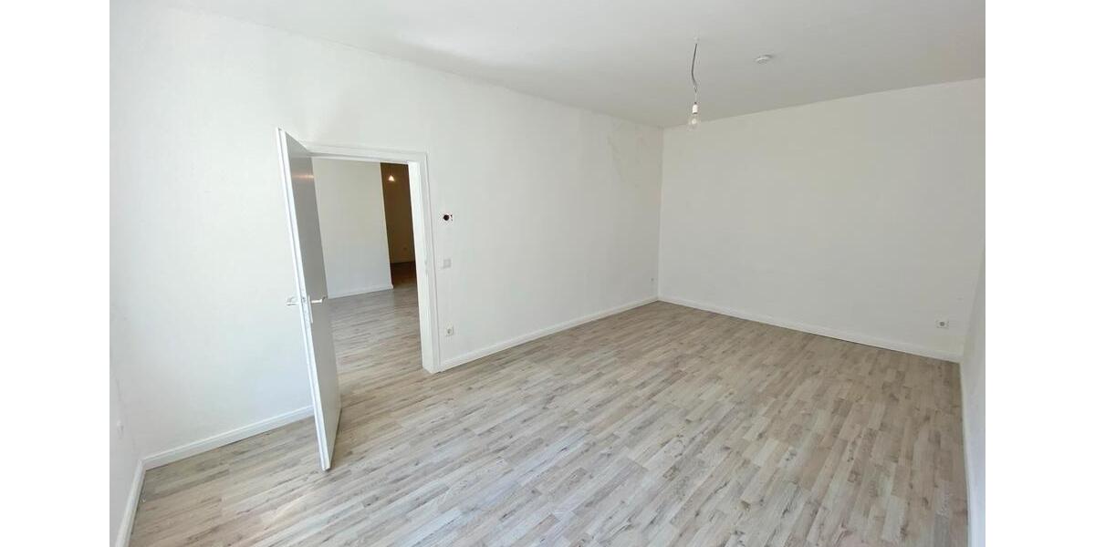 Etagenwohnung Dortmund Innenstadt Nord - 6 Zimmer, 148 m&sup2;, 165.000&euro; | Angebot:26851725