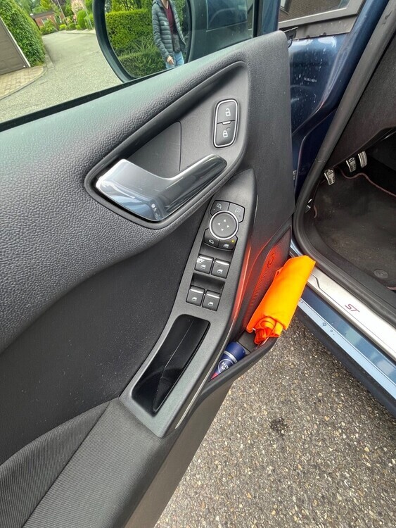 Ford Fiesta st line 95.143 km 14.900 € Sprockhövel 45549