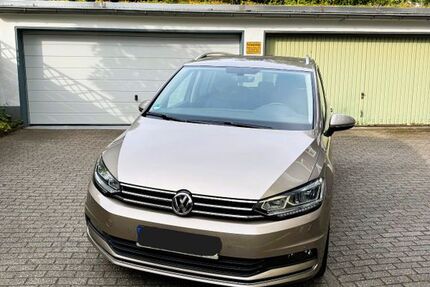 VW Touran 98.990 km 19.000 &euro; Mülheim an der Ruhr 45481