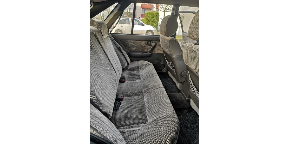 Nissan Bluebird 122.000 km 3.000 &euro; Marl 45772