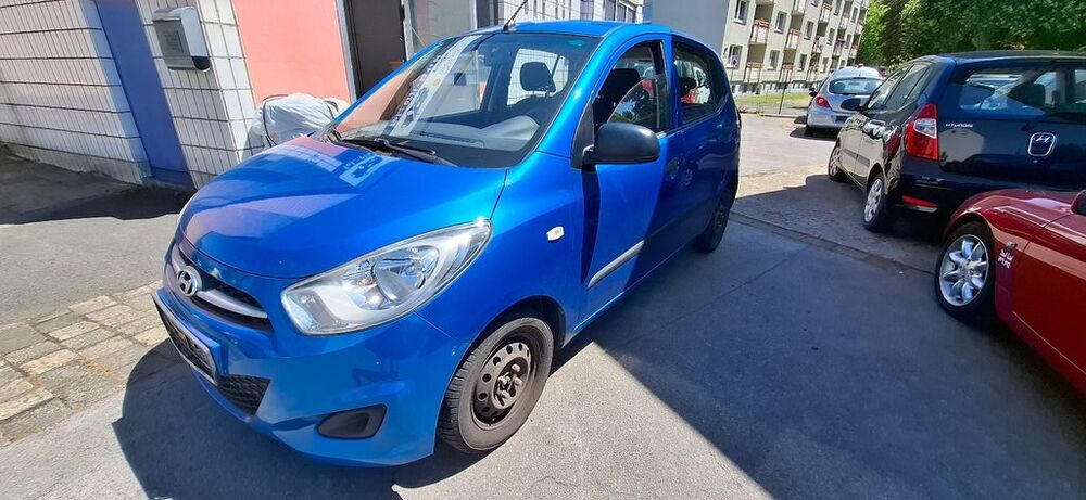 i10
