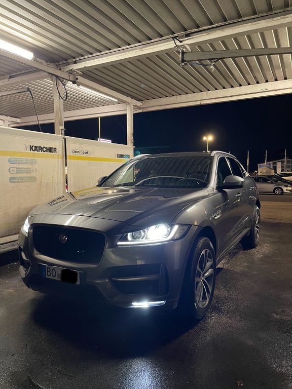 Jaguar F-Pace 157.000 km 18.600 € Bochum 44892
