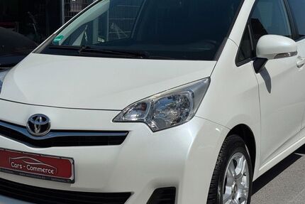 Toyota Verso-S 95.000 km 7.390 &euro; DORTMUND 44263