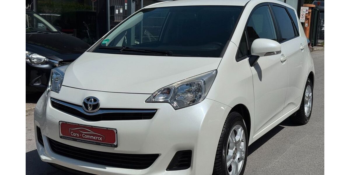 Toyota Verso-S 95.000 km 7.390 &euro; DORTMUND 44263