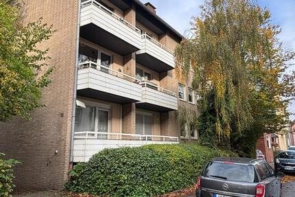 Zwei Zimmer- Wohnung im Dachgeschoss zimmer