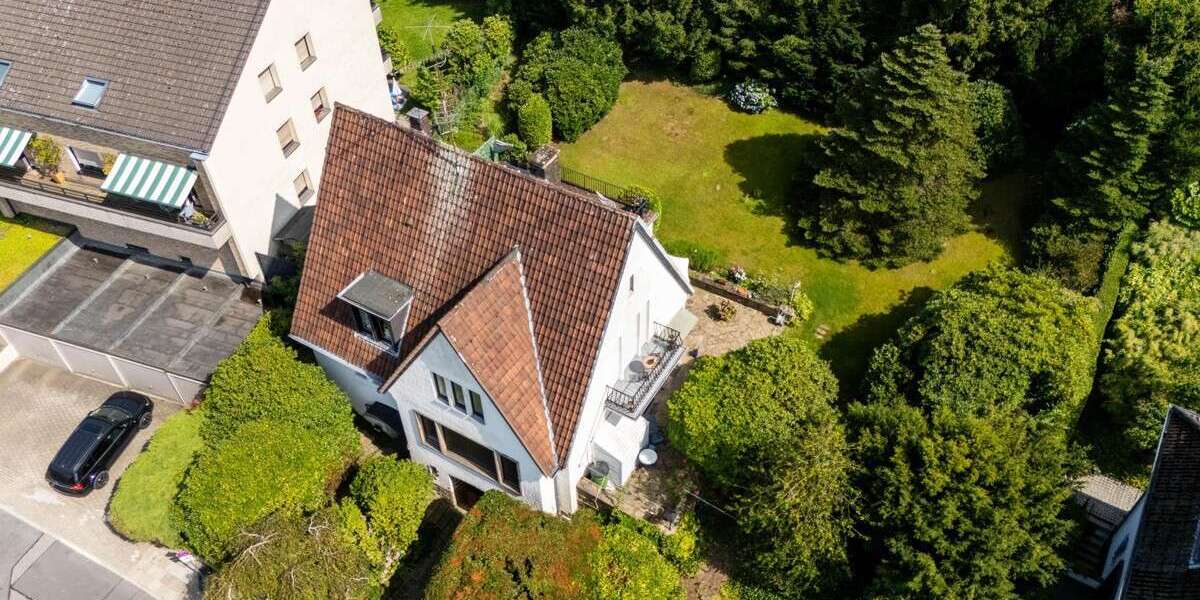 Haus zum Kaufen in Essen Bredeney 1.099.000 € 205 m² 5 zimmer