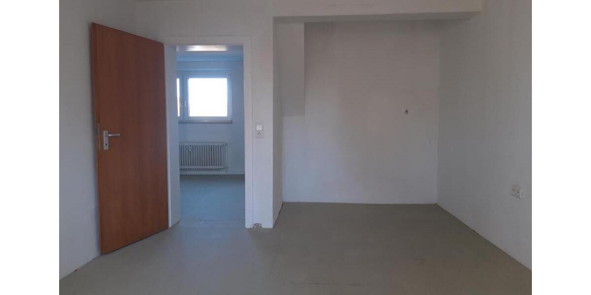 Erdgeschoßwohnung Gelsenkirchen Gelsenkirchen-Mitte - 3.5 Zimmer, 52 m&sup2;, 391&euro; | Angebot:26329868