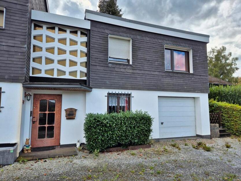 Wohnung im Zweifamilienhaus zu vermieten zimmer