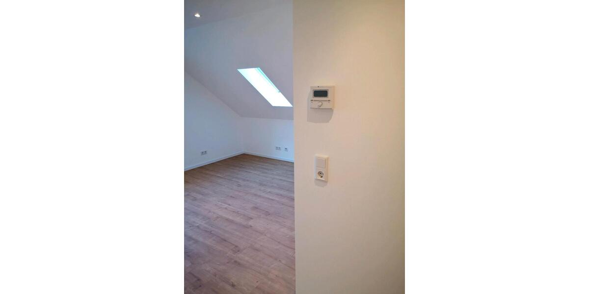 Dachgeschoßwohnung Mülheim an der Ruhr Dümpten - 1.5 Zimmer, 51 m&sup2;, 150.000&euro; | Angebot:27096044