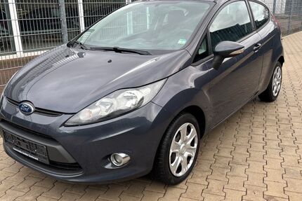 Ford Fiesta 147.112 km 3.750 &euro; Dortmund 44145