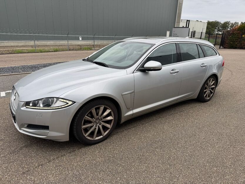 Jaguar XF 227.000 km 7.399 € dortmund 44369