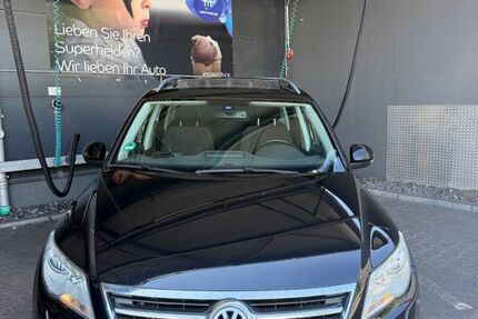 VW Tiguan 199.000 km 5.900 &euro; Marl 45772