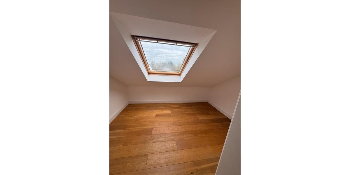 Reihenhaus Recklinghausen - 6 Zimmer, 195 m&sup2;, 3.040&euro; | Angebot:26295241