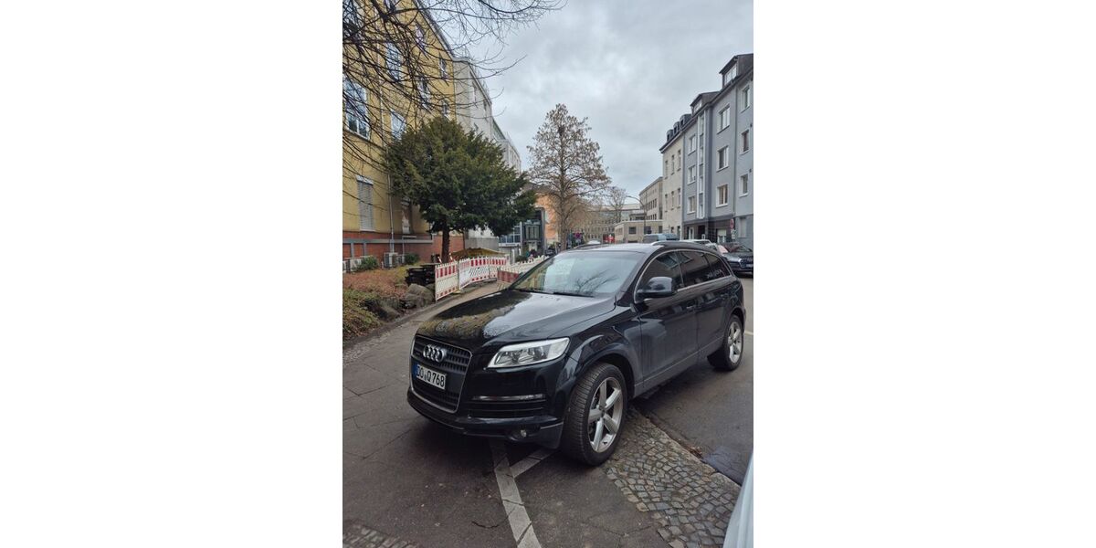Audi Q7 290.000 km 9.500 &euro; Dortmund 44329