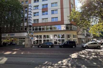 Haus zum Kaufen in Mülheim an der Ruhr 1.050.000 € 612 m² 12 zimmer