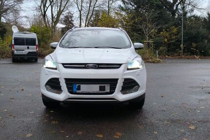 Ford Kuga 79.200 km 12.250 &euro; Gelsenkirchen 45891