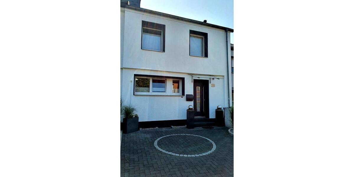 Reihenhaus Essen Stadtbezirk VII - 5 Zimmer, 91 m&sup2;, 350.000&euro; | Angebot:27096811