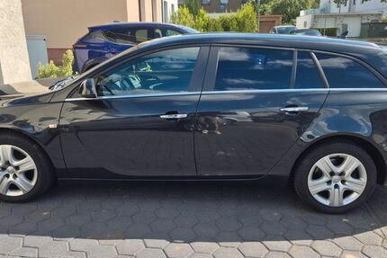 Opel Insignia 172.000 km 9.550 &euro; Dortmund 44369