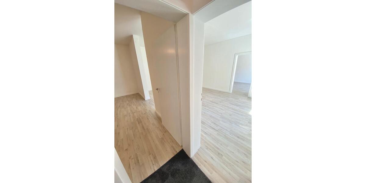 Etagenwohnung Dortmund Innenstadt Nord - 6 Zimmer, 148 m&sup2;, 165.000&euro; | Angebot:26851725
