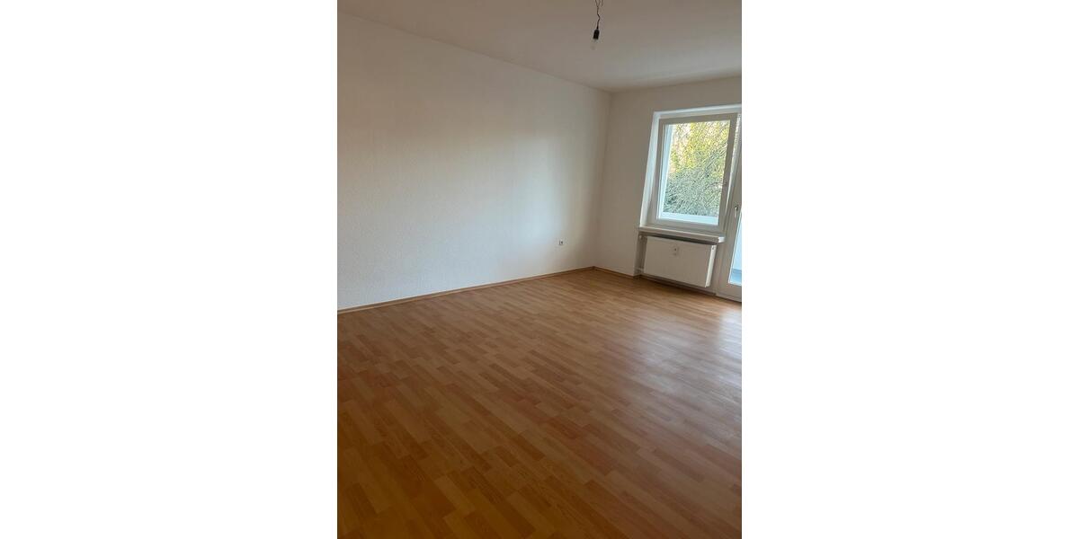 Etagenwohnung Dortmund Gartenstadt - 3 Zimmer, 82 m&sup2;, 999&euro; | Angebot:25380040