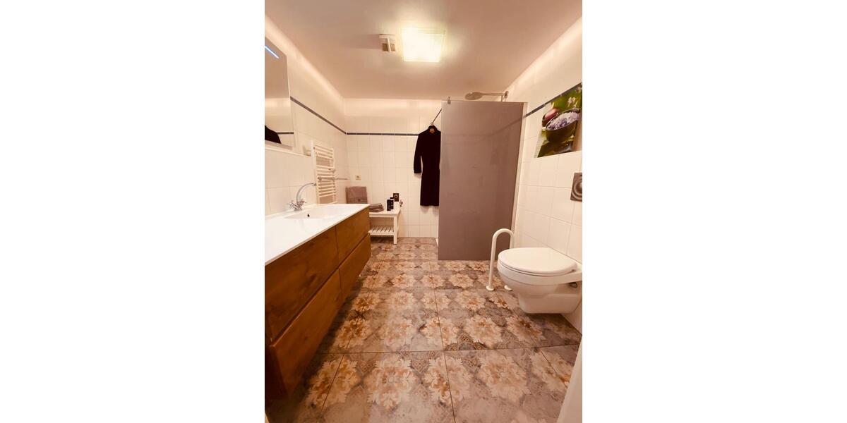 Etagenwohnung Hattingen Niederbonsfeld - 2.5 Zimmer, 80 m&sup2;, 209.000&euro; | Angebot:26111949