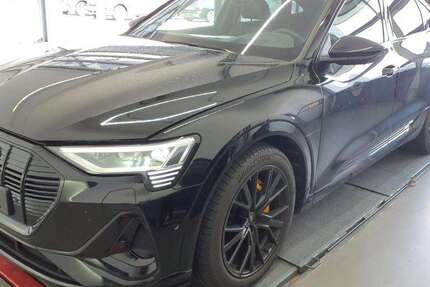 Audi e-tron 24.643 km 45.225 € Hagen 58091