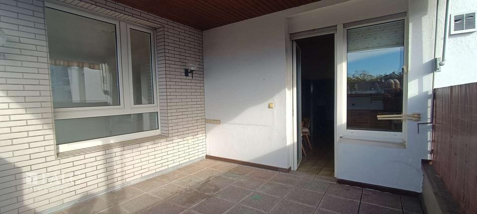 Nostalgie trifft Charme: 3,5-Zimmer-Wohnung auf 125 m² mit Terrasse zimmer
