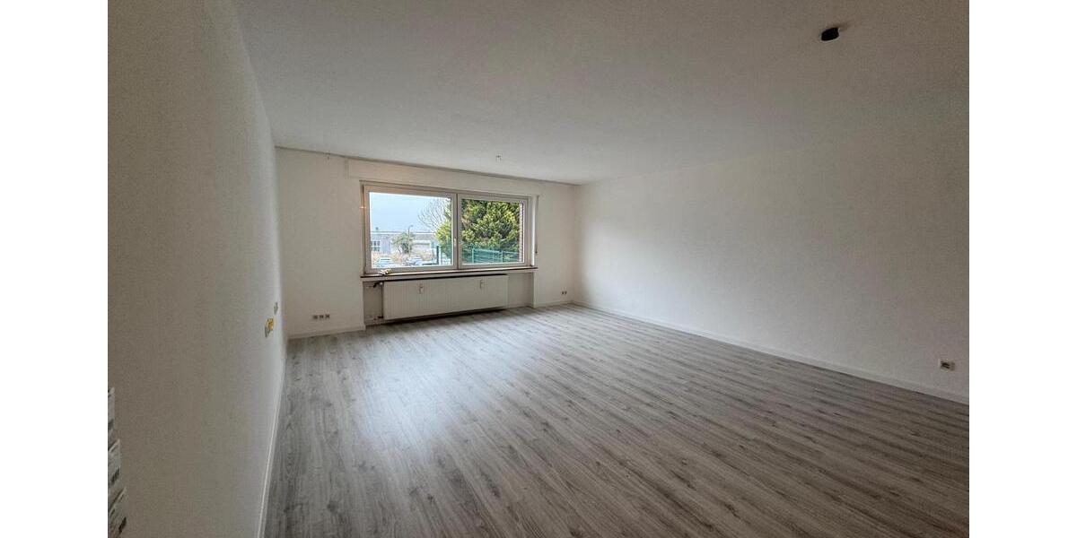 Erdgeschoßwohnung Dortmund Brackel - 2 Zimmer, 90 m&sup2;, 750&euro; | Angebot:25180605