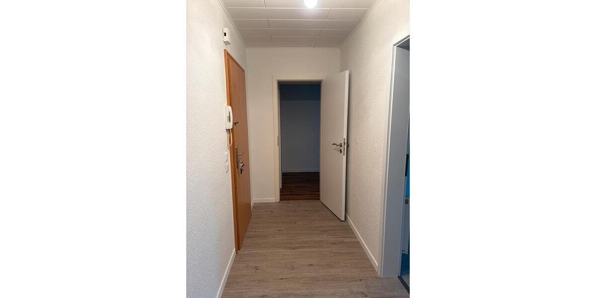 Dachgeschoßwohnung Oberhausen Rothebusch - 3.5 Zimmer, 80 m&sup2;, 640&euro; | Angebot:24641492