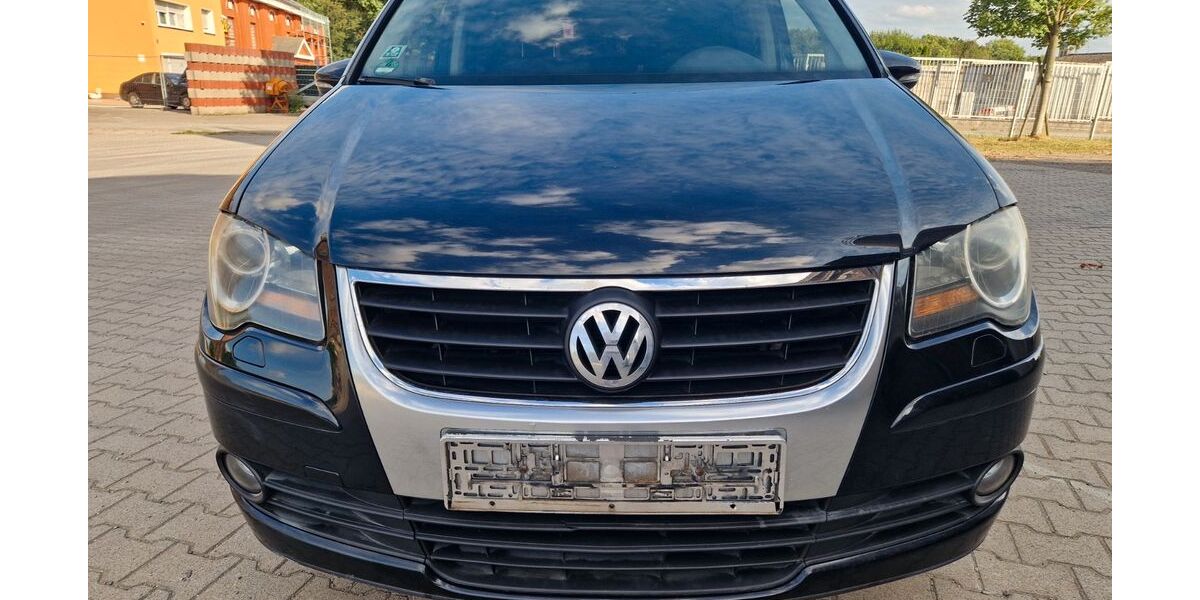 VW Touran 243.886 km 4.500 &euro; Bochum 44805