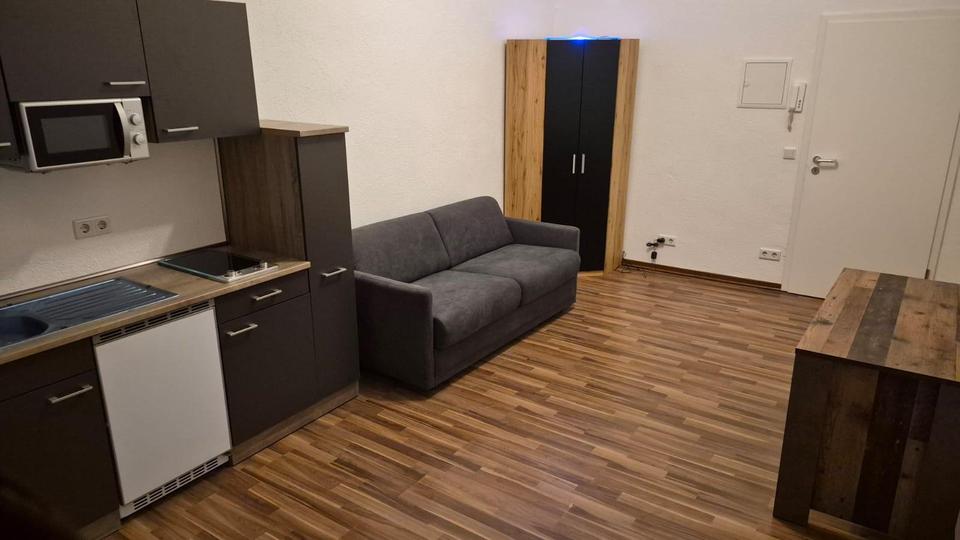 Etagenwohnung Essen Südviertel - 1 Zimmer, 20 m&sup2;, 320&euro; | Angebot:26334952
