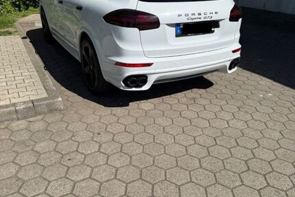 Porsche Cayenne 129.500 km 42.000 &euro; Essen 45143
