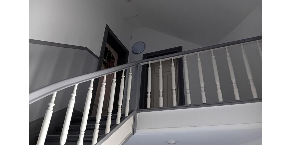 Dachgeschoßwohnung Oberhausen - 3.5 Zimmer, 100 m&sup2;, 195.000&euro; | Angebot:24979111