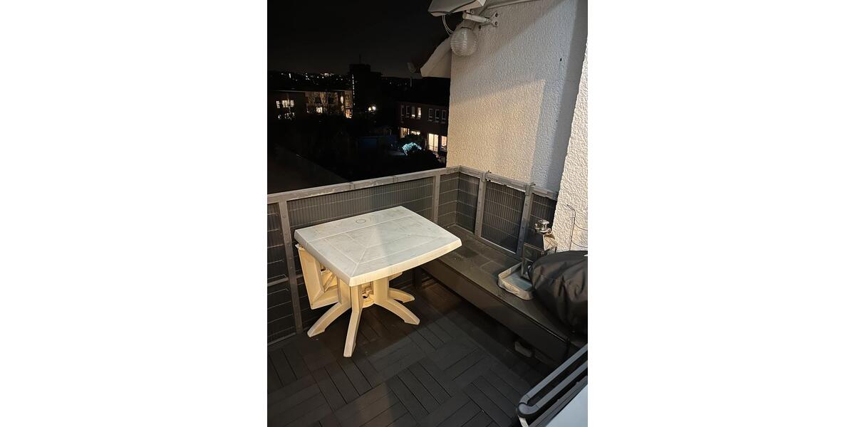 Privatverkauf, möblierte Eigentumswohnung mit herrlichen Ausblick 2.5 zimmer