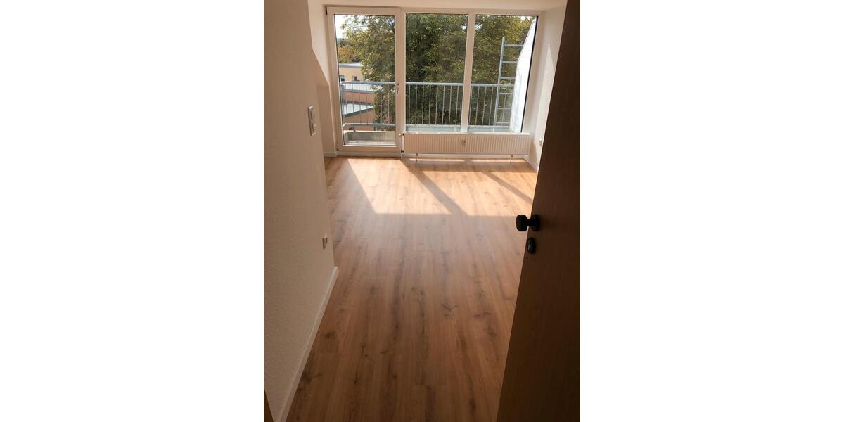 Dachgeschoßwohnung Bochum Altenbochum - 1 Zimmer, 25 m&sup2;, 430&euro; | Angebot:26692783