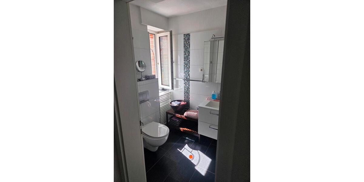 Erdgeschoßwohnung Mülheim an der Ruhr - 2 Zimmer, 60 m&sup2;, 270.000&euro; | Angebot:27022662