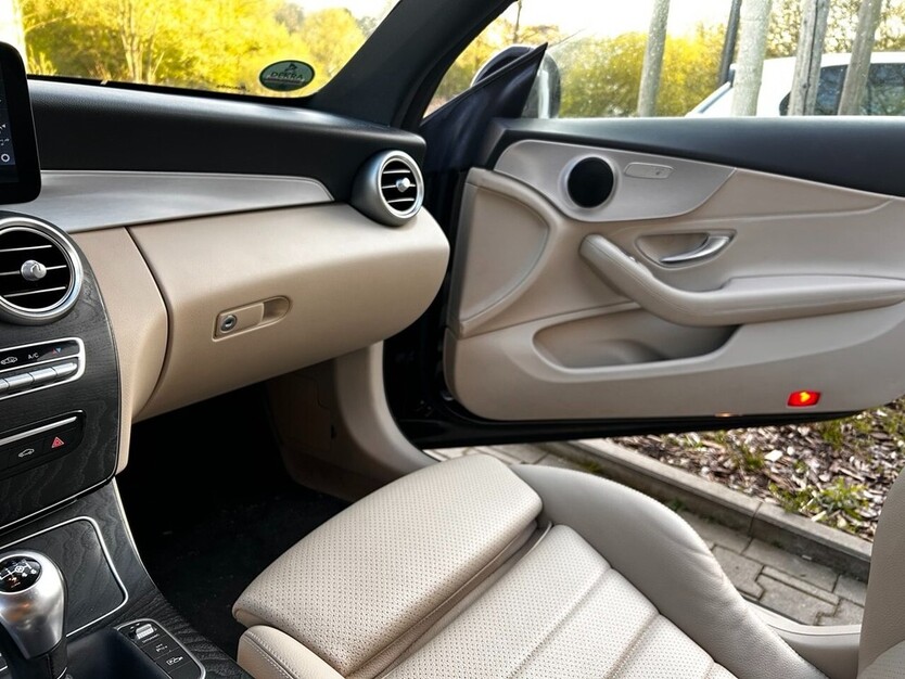 Mercedes-Benz Coupé 83.000 km 22.964 € Bochum 44787