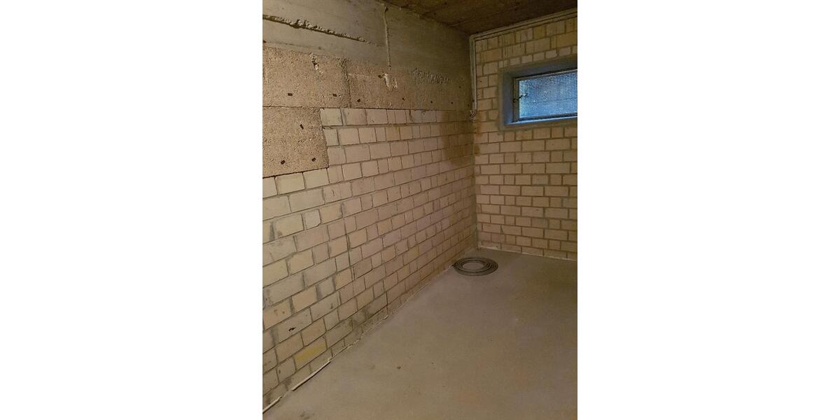 Etagenwohnung Hattingen - 2 Zimmer, 76 m&sup2;, 650&euro; | Angebot:26587526