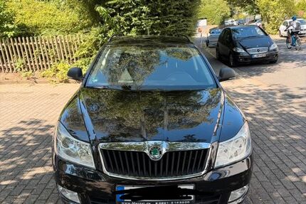 Skoda Octavia 161.000 km 2.998 &euro; Essen 45130
