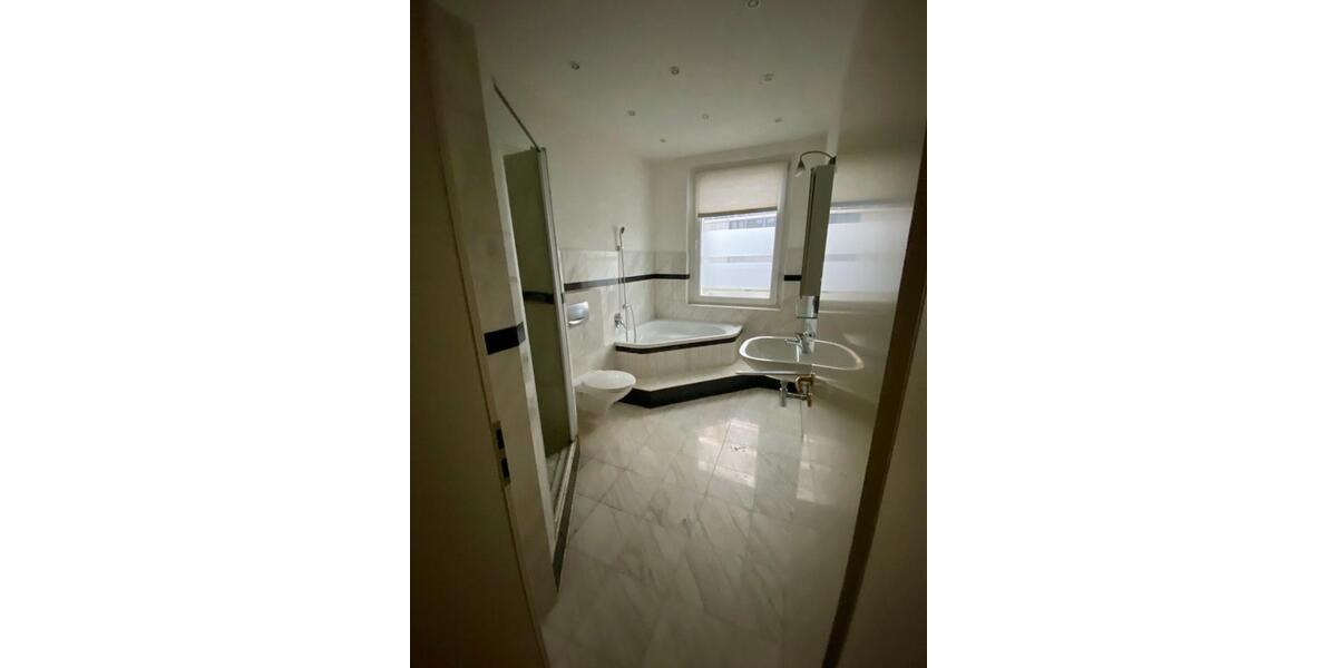 Etagenwohnung Dortmund Hombruch - 3 Zimmer, 92 m&sup2;, 1.200&euro; | Angebot:25168916