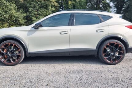 Cupra Formentor 17.207 km 54.600 € Bottrop 46242